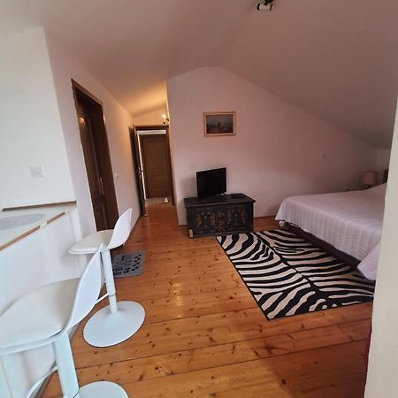Apartments Andjus Sveti Stefan Εξωτερικό φωτογραφία