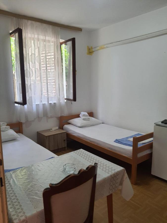 Apartments Andjus Sveti Stefan Εξωτερικό φωτογραφία