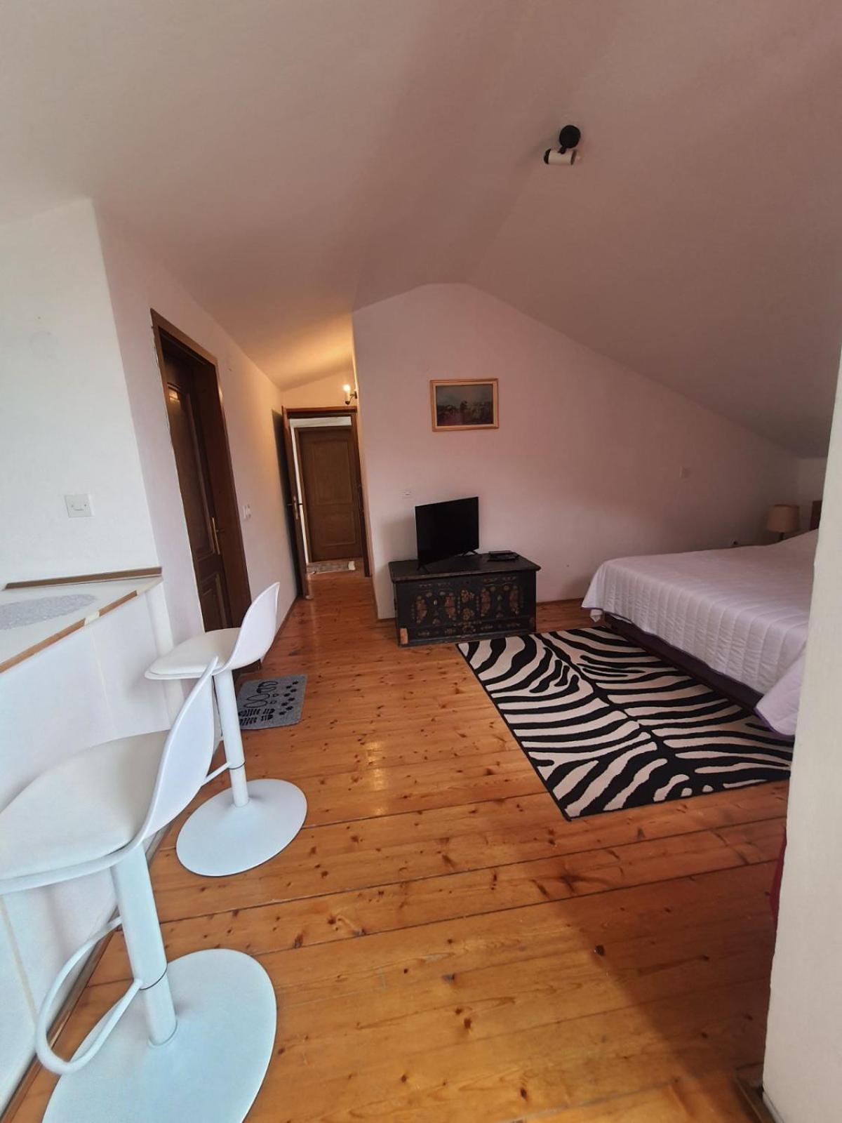 Apartments Andjus Sveti Stefan Εξωτερικό φωτογραφία